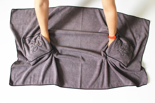 Mikrofiberhandduk för husdjur - grå (50×100 cm)